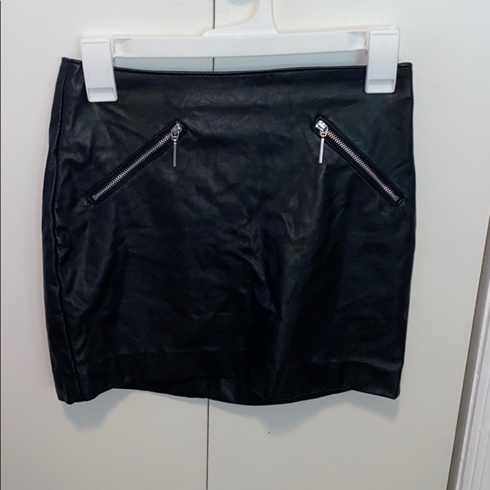 Leather skirt